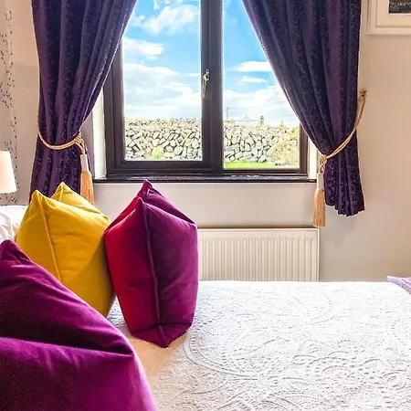 Bed & Breakfast Daly's House *