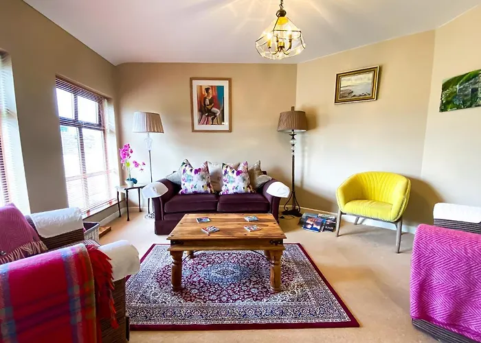 فندق مبيت وإفطار Daly's House دولين